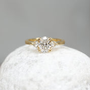 1.30 Karat GIA Sertifikalı Özel Tasarım Lena Oval Pırlanta Yüzük