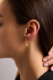 14 Ayar Altın Çengelli İğne Küpe