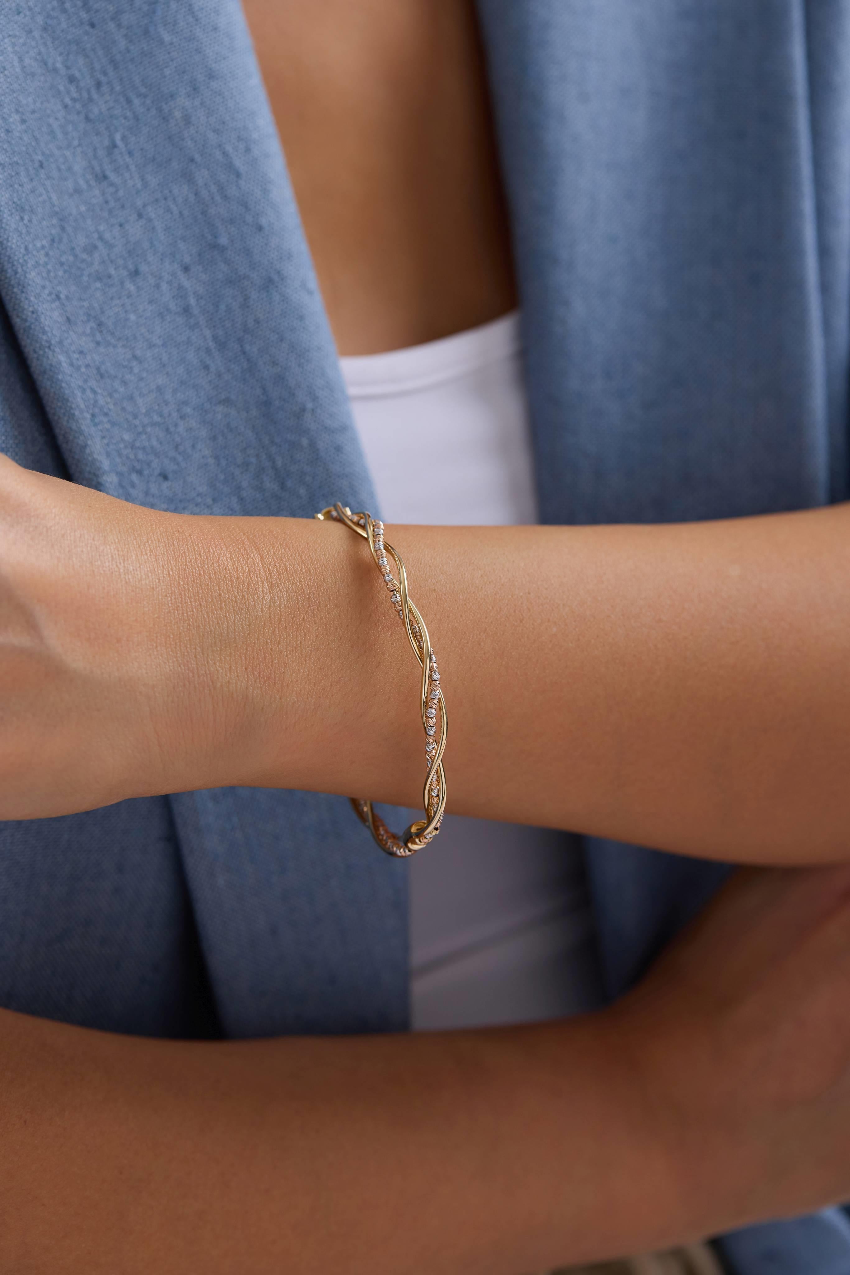 14 Ayar Altın Dorikalı Sarmal Kelepçe Bilezik