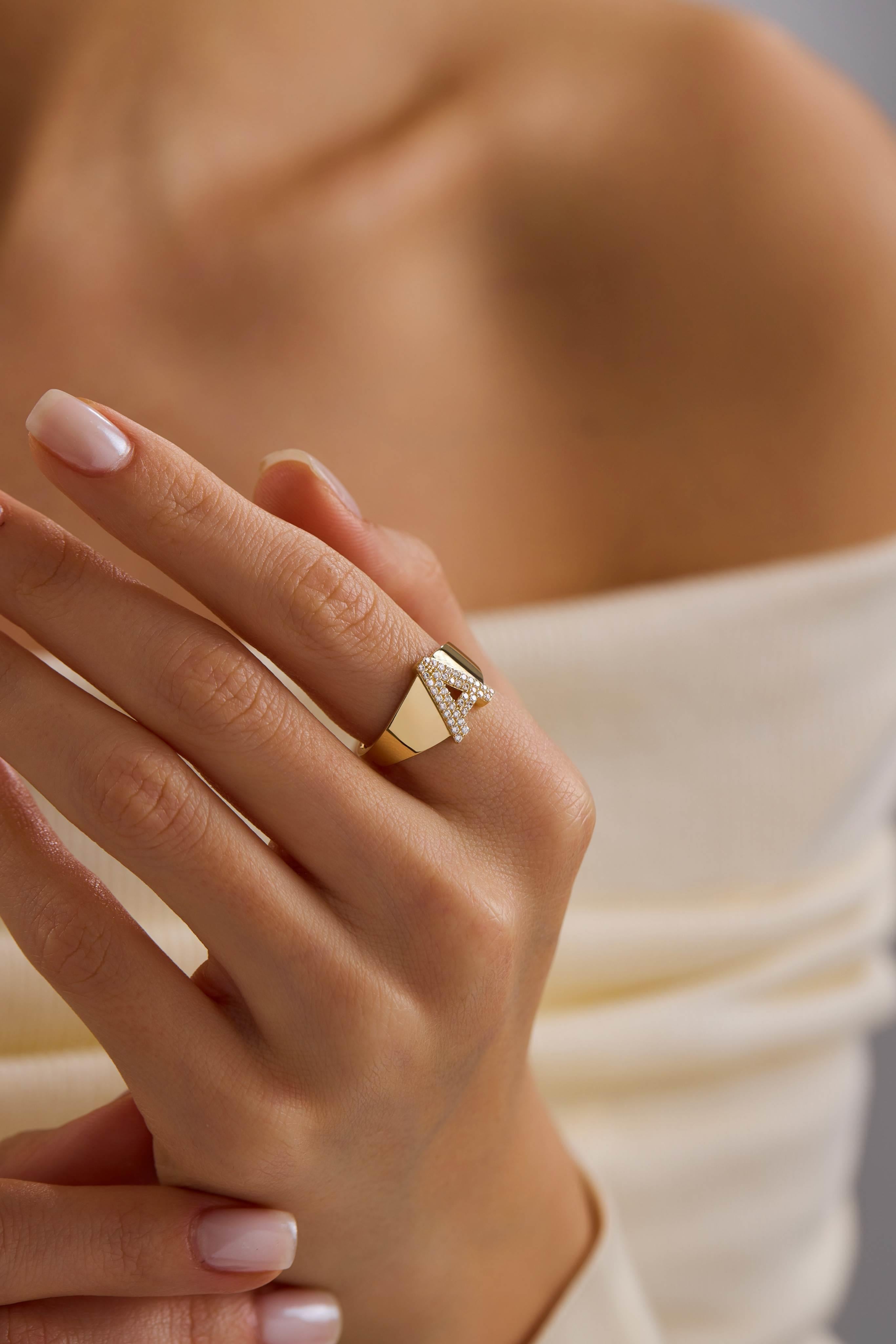 14 Ayar Altın Harf Yüzük