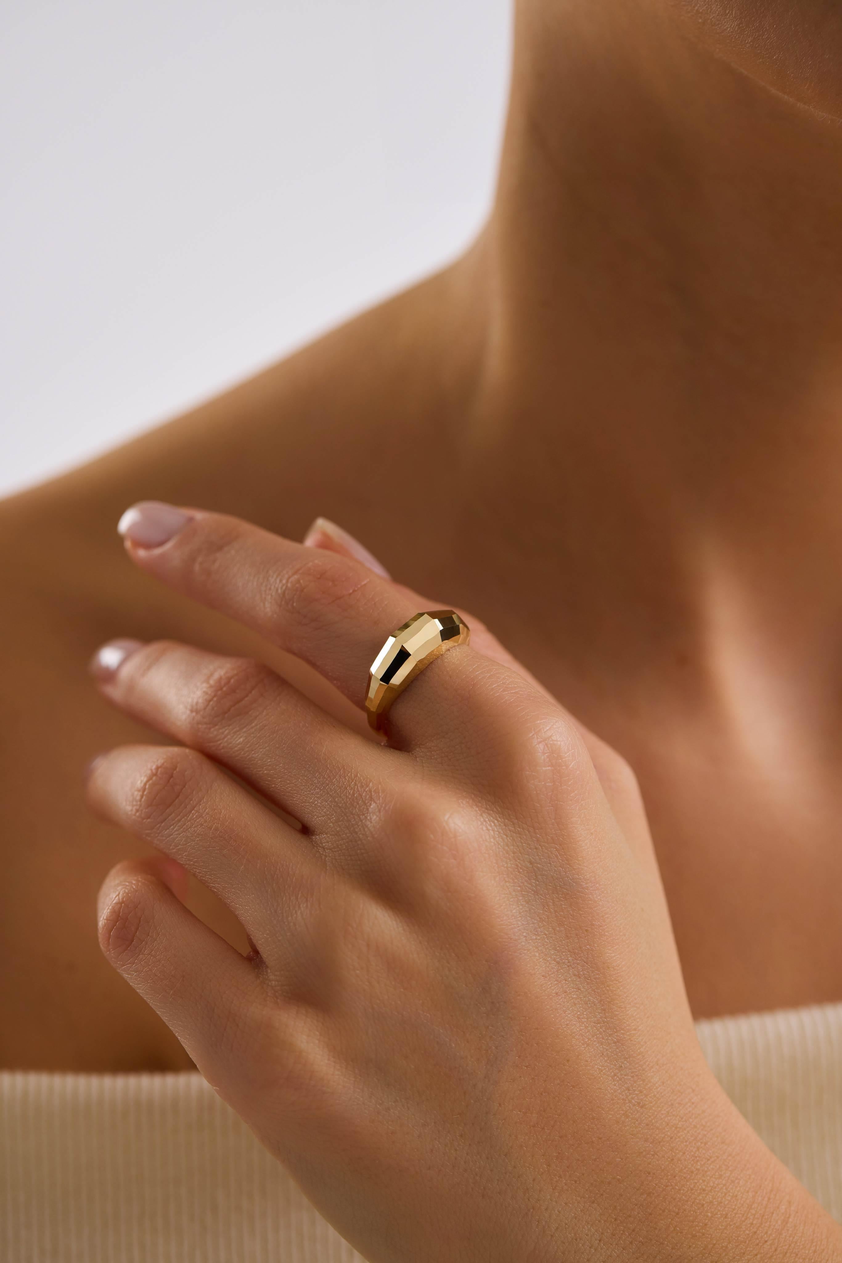 14 Ayar Altın Kalemli Yüzük