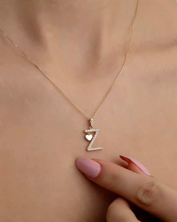 14 Ayar Altın Kalpli Harf Kolye