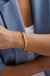 14 Ayar Altın Kelepçe Bilezik