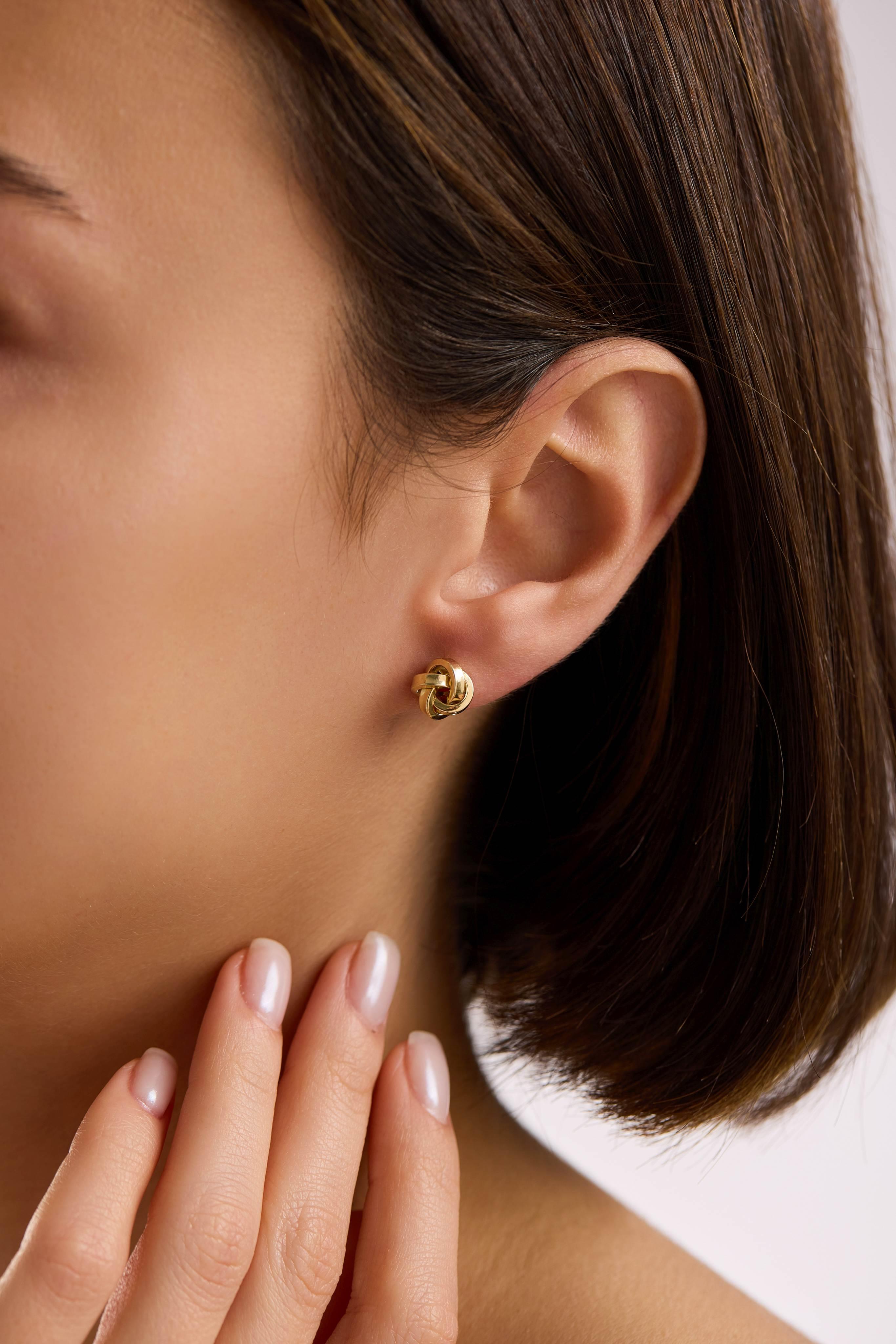 14 Ayar Altın Köşeli Sarmaşık Küpe