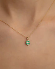 14 Ayar Altın Mineli Yonca Kolye En Küçük Boy