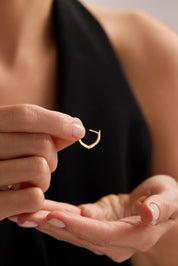 14 Ayar Altın Taşlı Halka Küpe