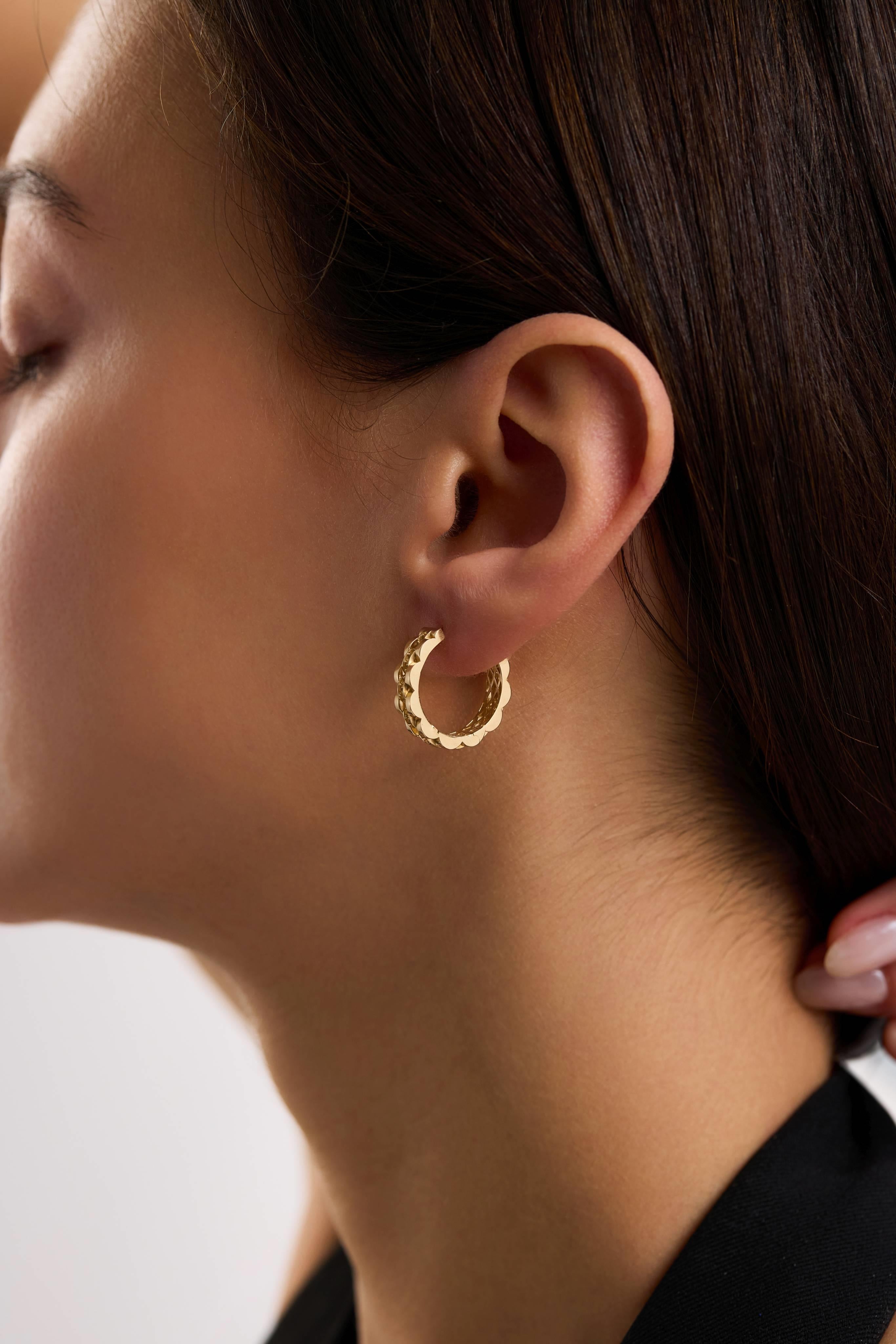 14 Ayar Altın Taşlı Halka Küpe (Büyük)