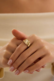 14 Ayar Altın Taşlı Kalın Yüzük