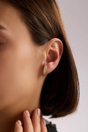 14 Ayar Altın Taşlı Küpe