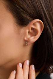 14 Ayar Altın Taşlı Tasarım Küpe