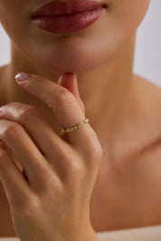 14 Ayar Altın Taşlı Tasarım Yüzük