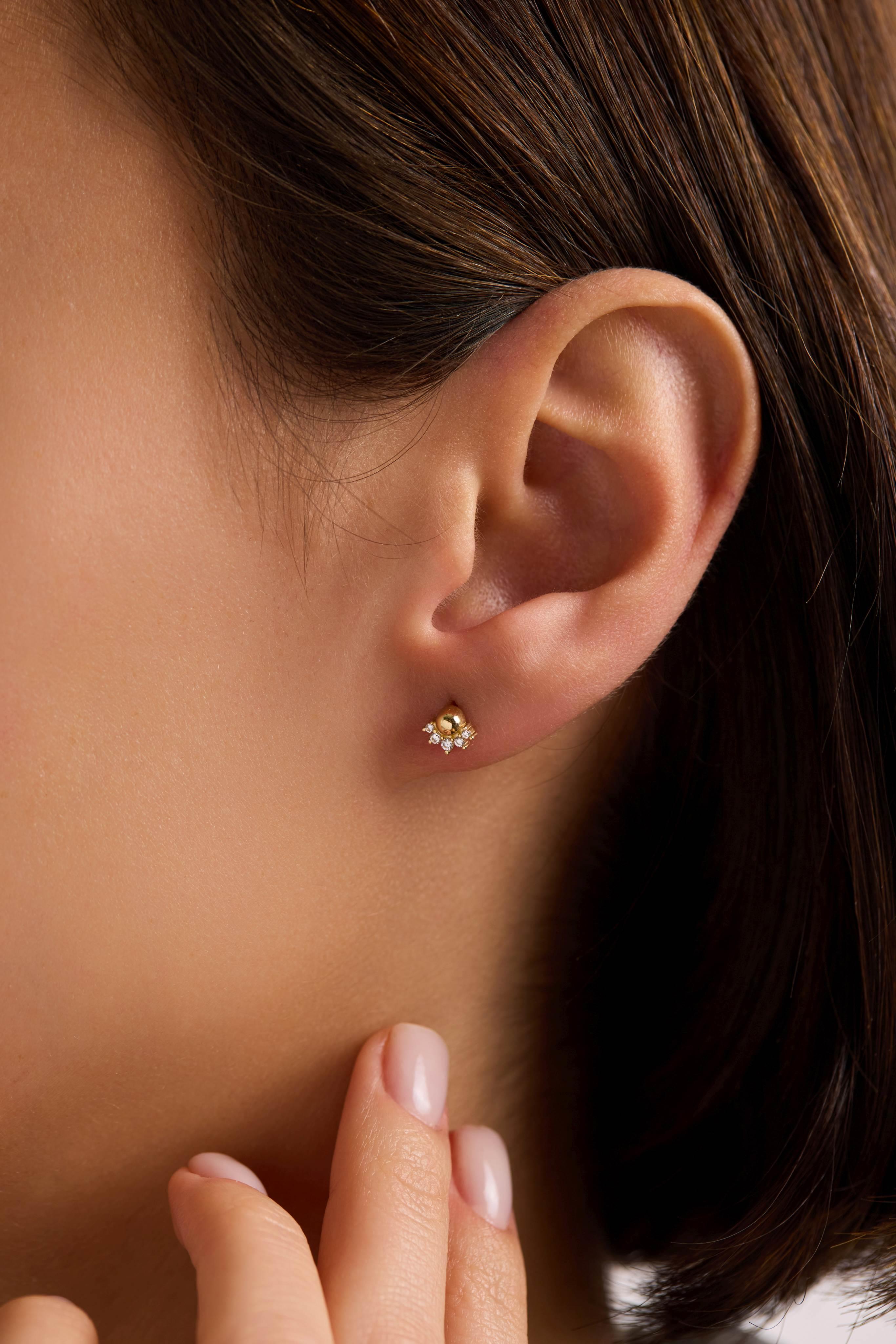 14 Ayar Altın Taşlı Top Küpe