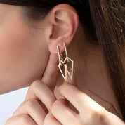 14 Ayar Altın Taşlı Triangolo Küpe