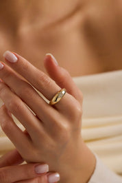 14 Ayar Altın Taşlı Yıldız Yüzük