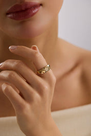 14 Ayar Altın Taşlı Yüzük