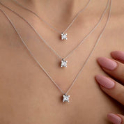 14 Ayar Altın Tektaş Kolye