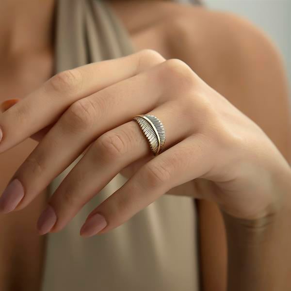 14 Ayar Altın Yaprak Yüzük