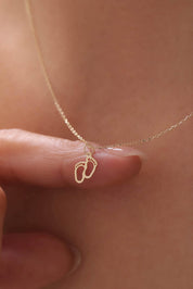 14 Ayar Ayak İzi Altın Kolye