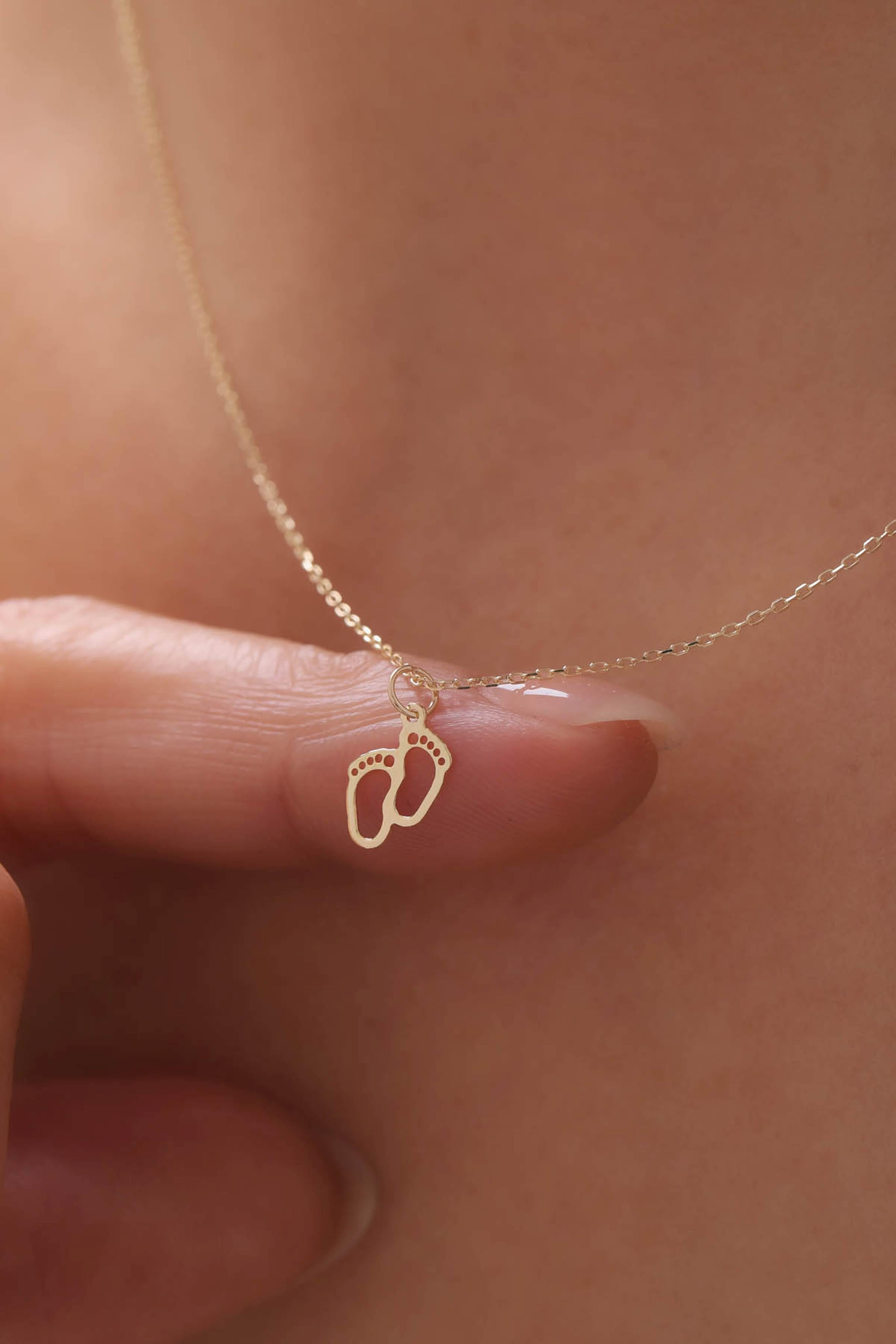 14 Ayar Ayak İzi Altın Kolye