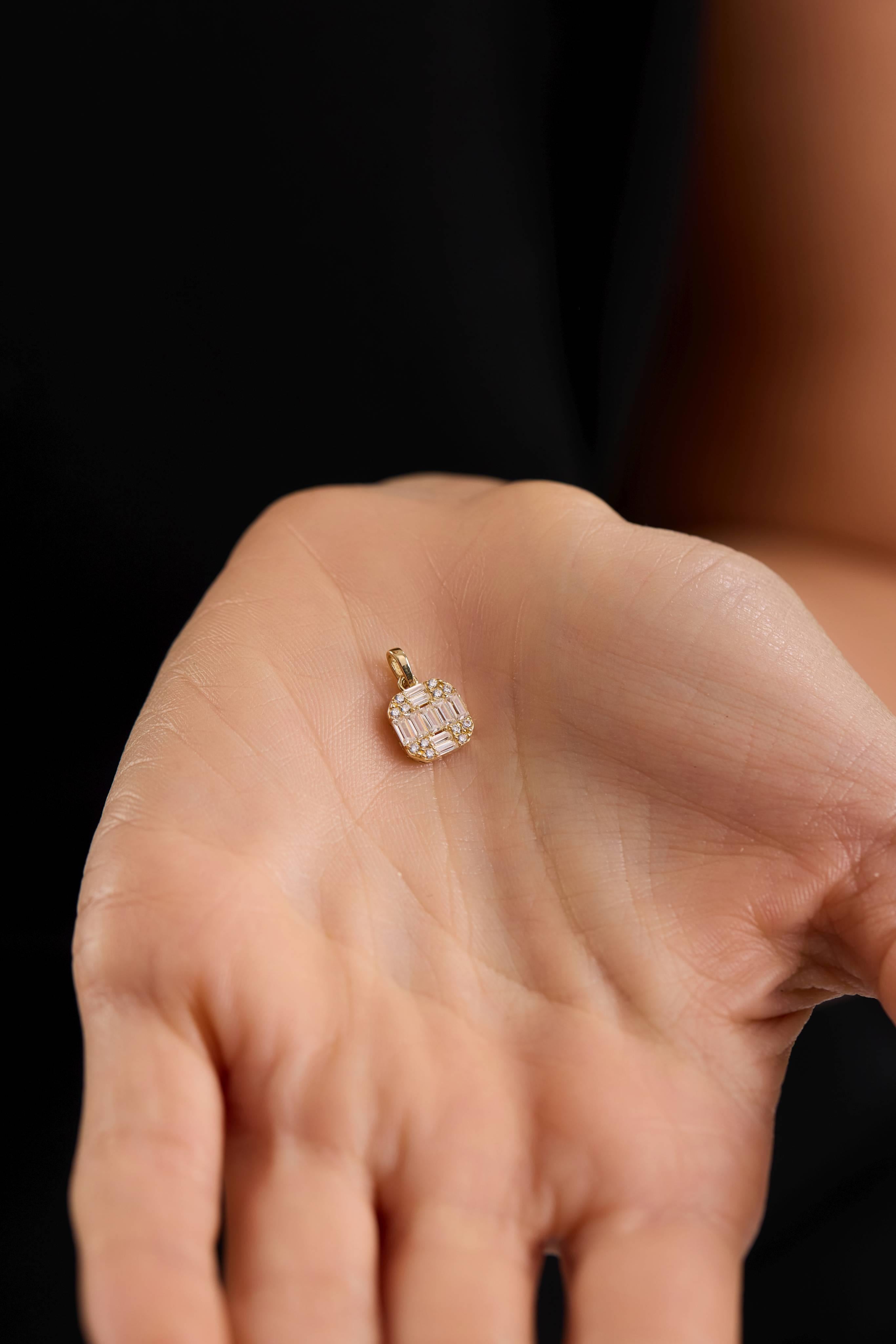 14 Ayar Baget Altın Kolye Ucu