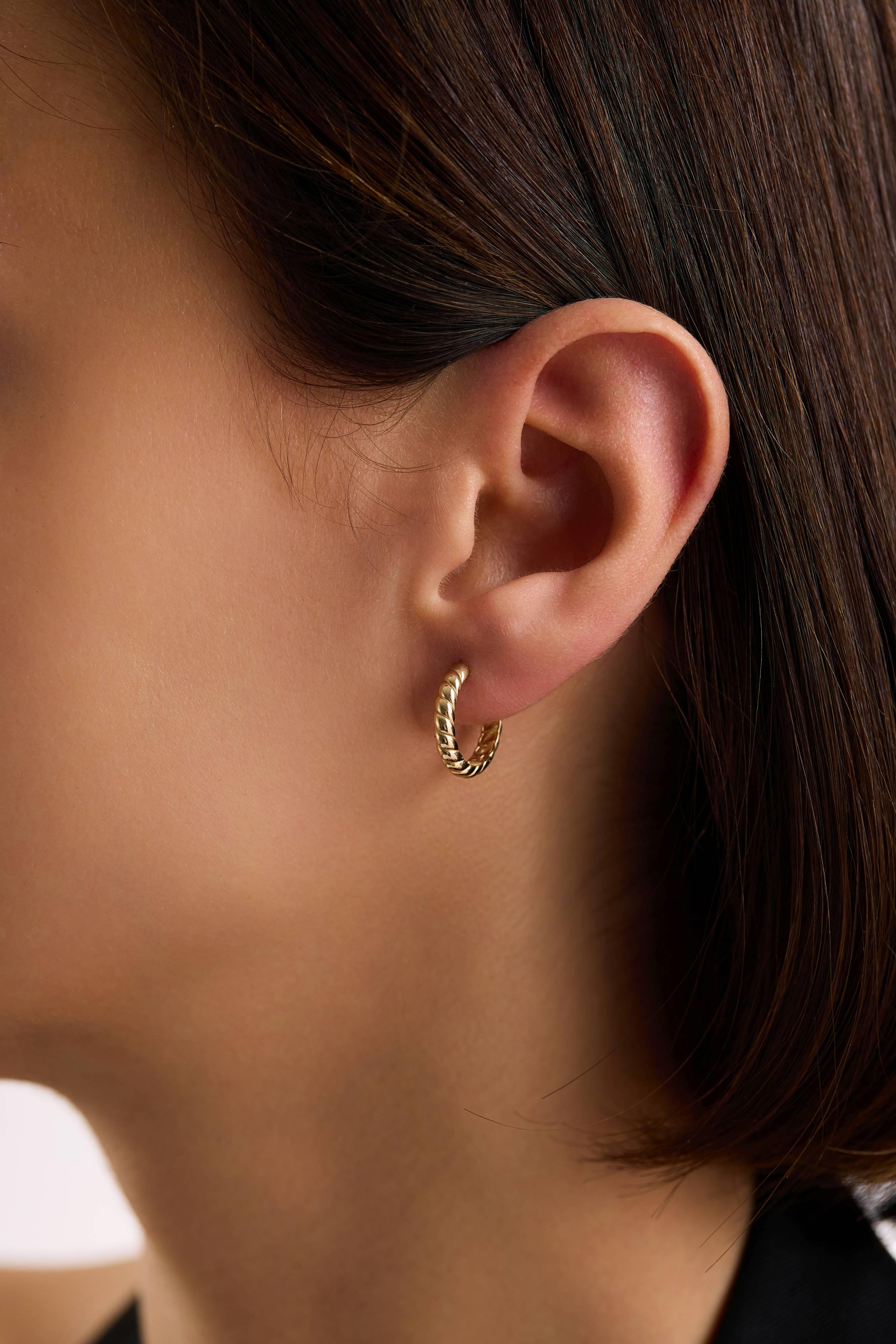 14 Ayar Burgu Altın Halka Küpe (Büyük)