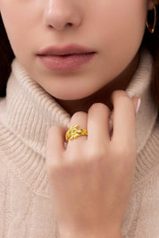 14 Ayar Çiçek Sarı Altın Yüzük