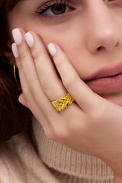 14 Ayar Çiçek Sarı Altın Yüzük