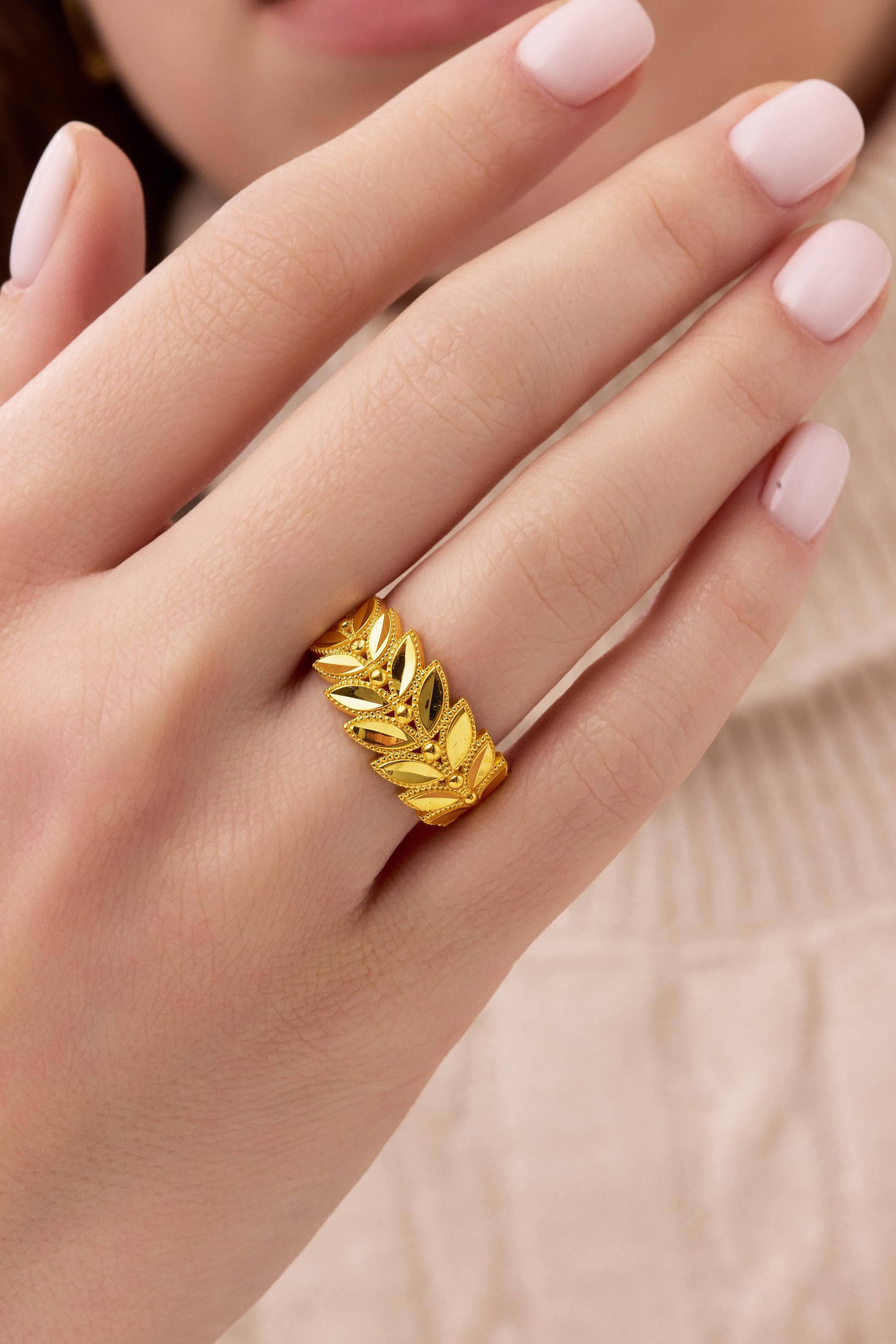 14 Ayar Çiçek Sarı Altın Yüzük