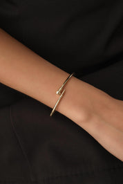 14 Ayar Çivi Altın Kelepçe