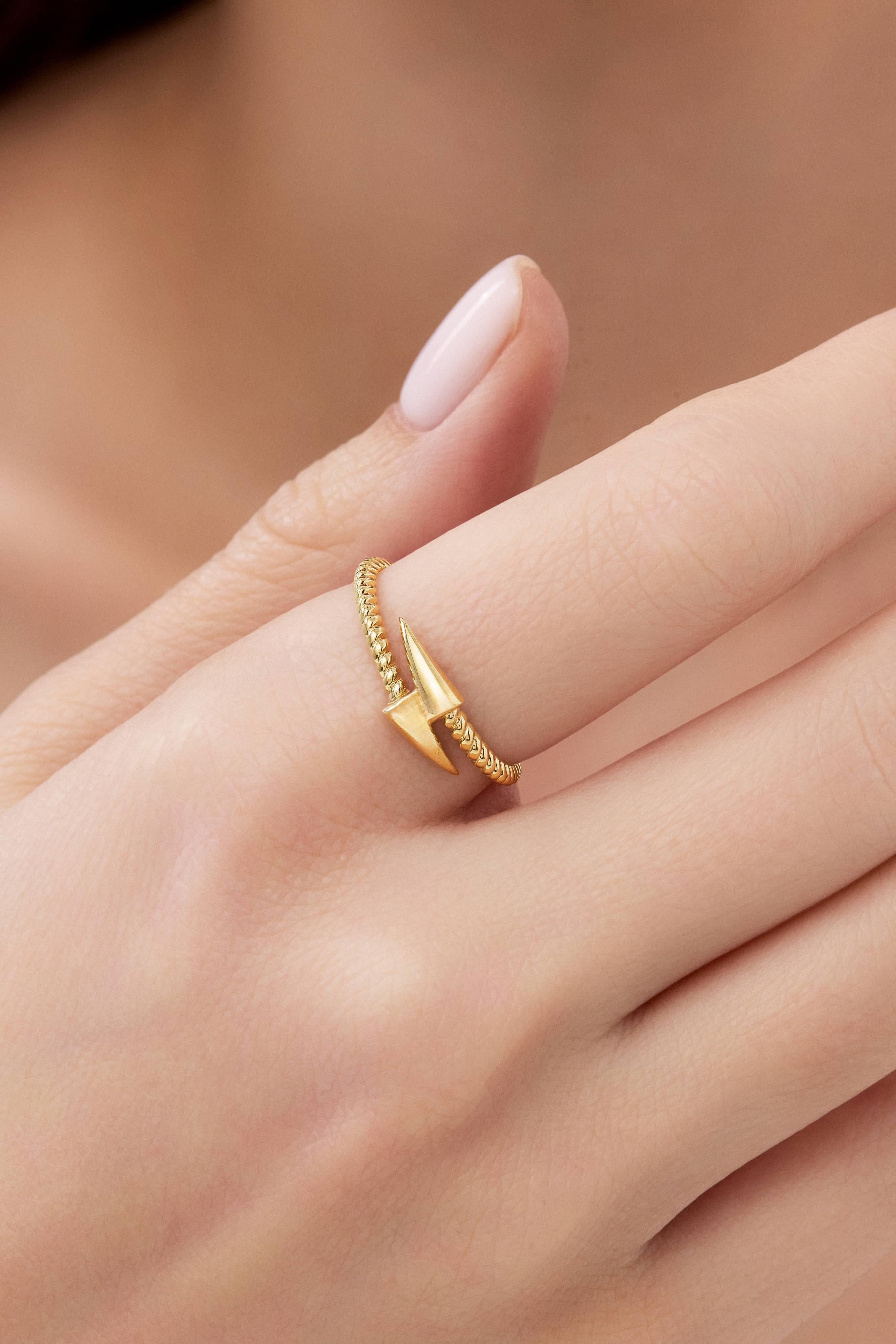 14 Ayar Çivi Altın Yüzük