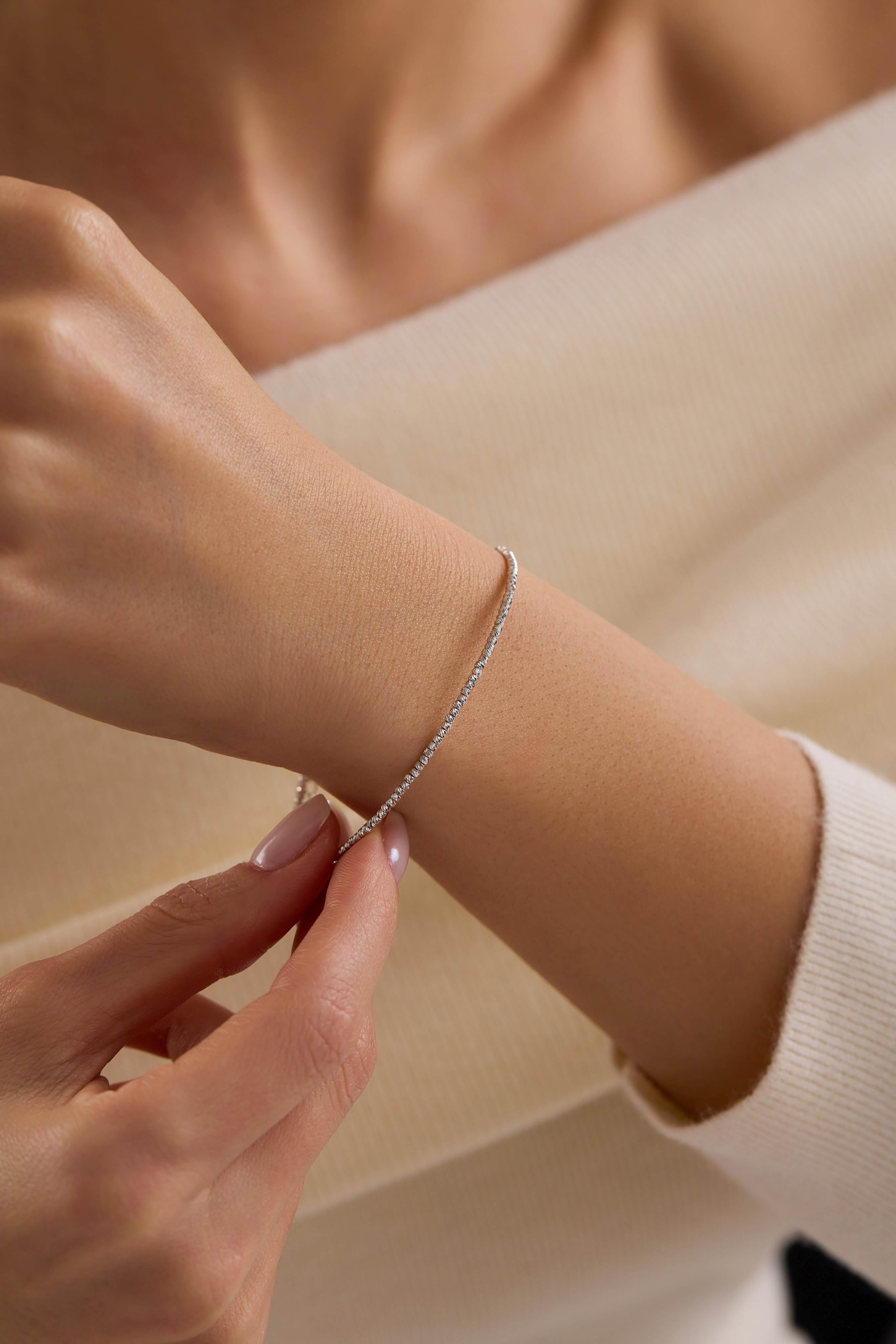 14 Ayar Dorika Altın Kelepçe (Tüm Renkler)