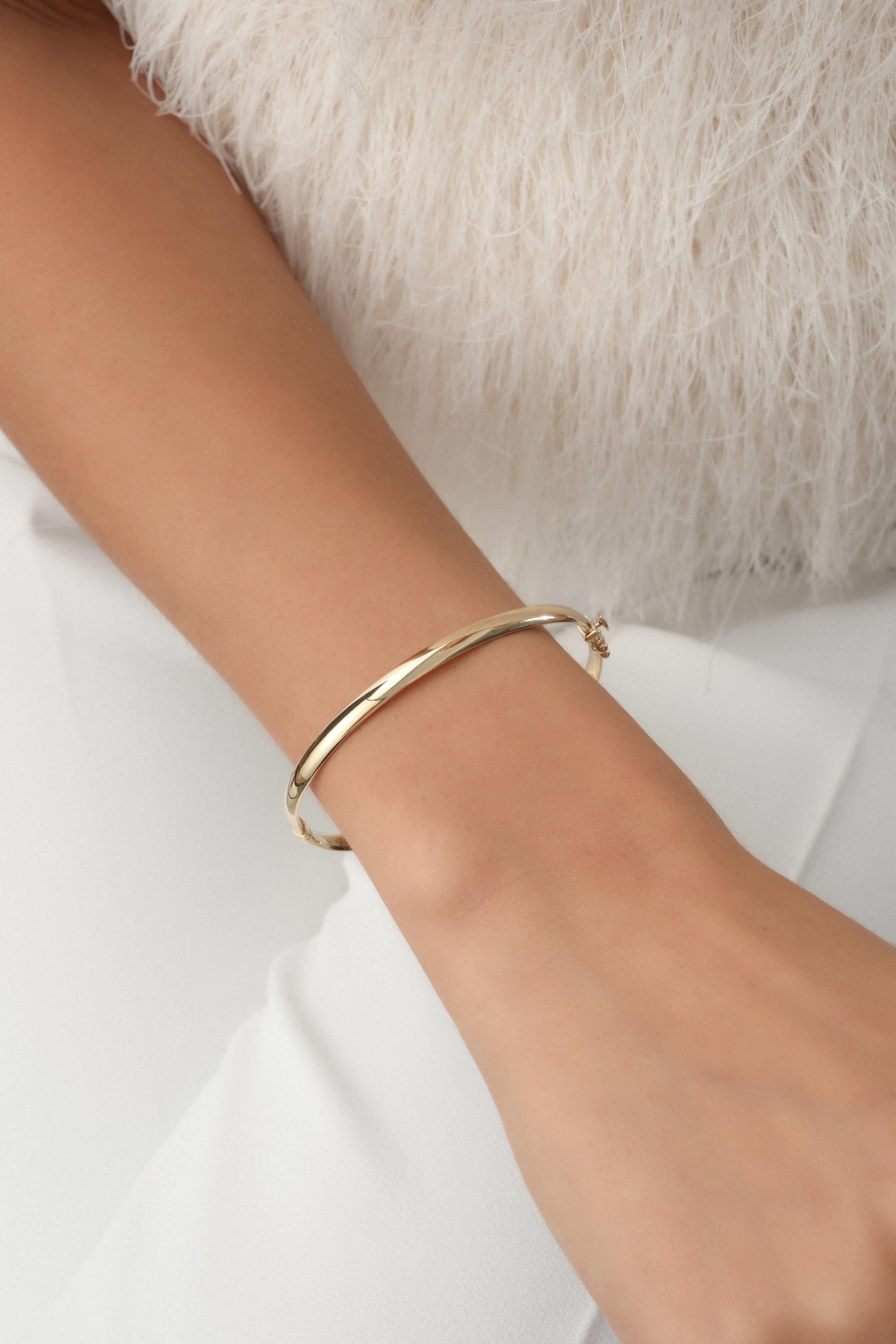 14 Ayar Düz Altın Kelepçe