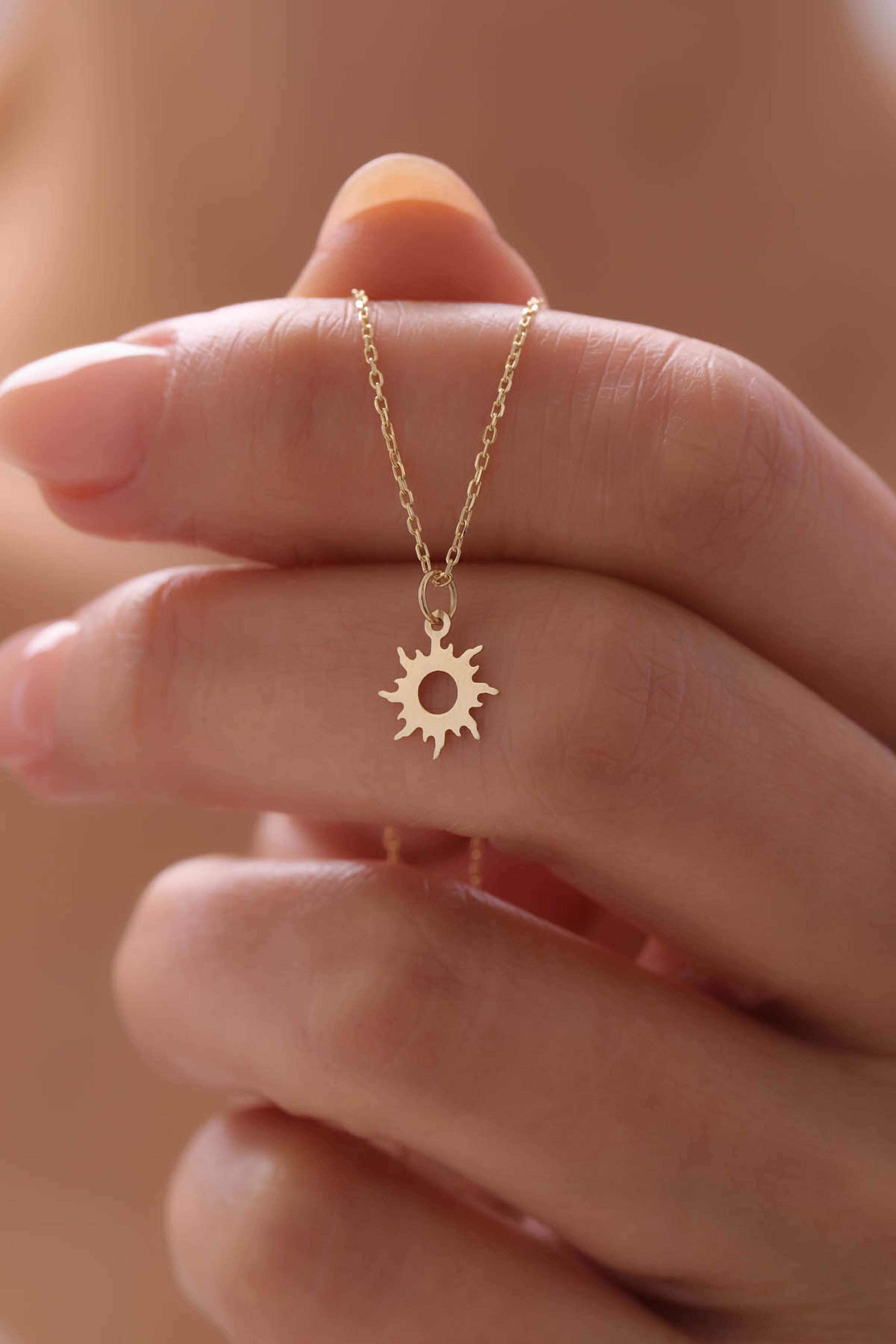 14 Ayar Güneş Altın Kolye