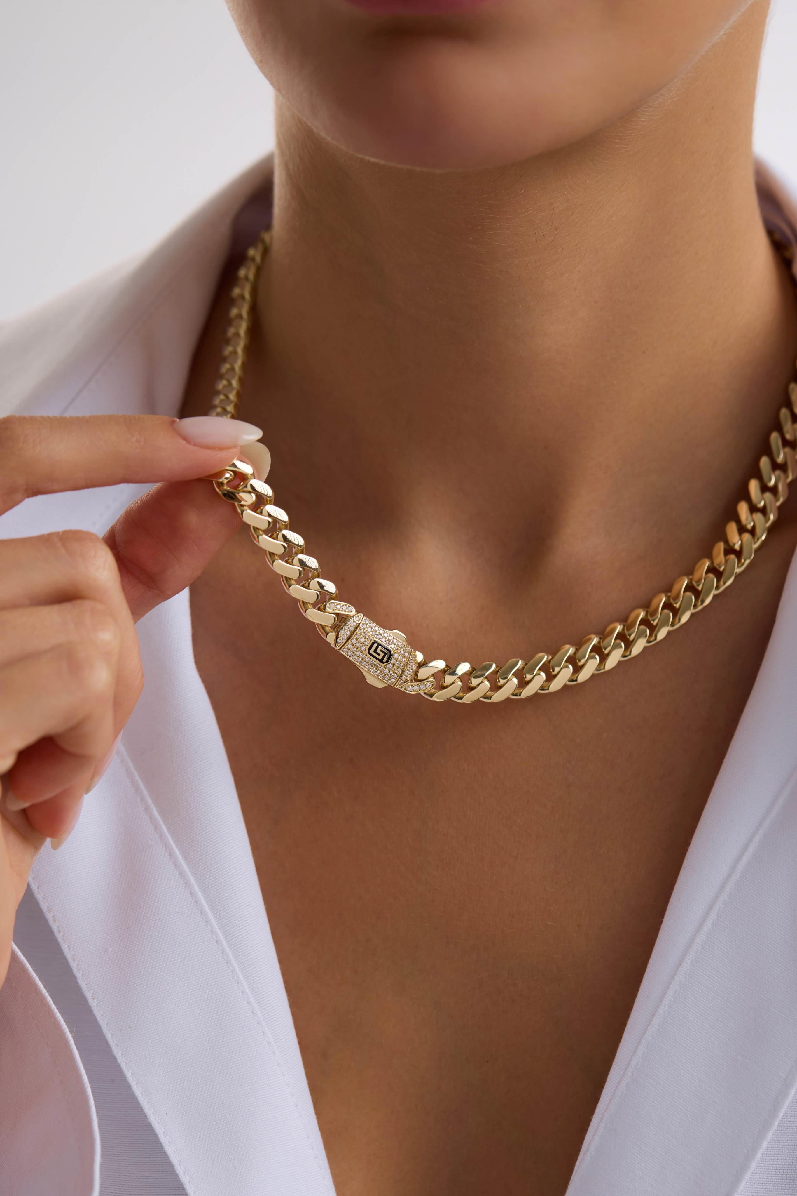 14 Ayar Gurmet Taşlı Kilitli Altın Kolye (9 MM)