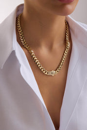 14 Ayar Gurmet Taşlı Kilitli Altın Set (9 MM)