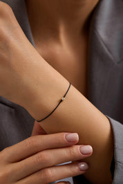 14 Ayar İpli Minimal Altın Bileklik