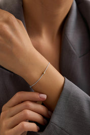 14 Ayar İpli Minimal Altın Bileklik