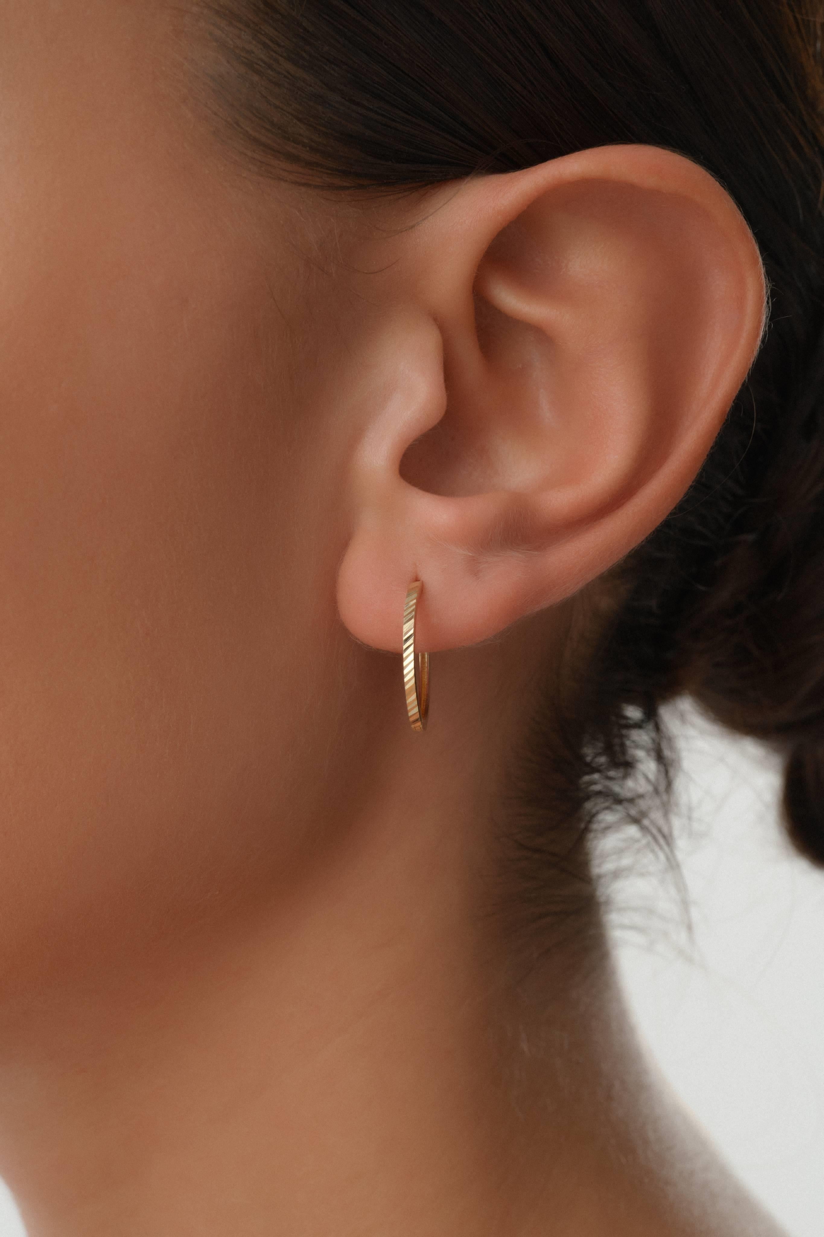 14 Ayar Kalemli Altın Halka Küpe