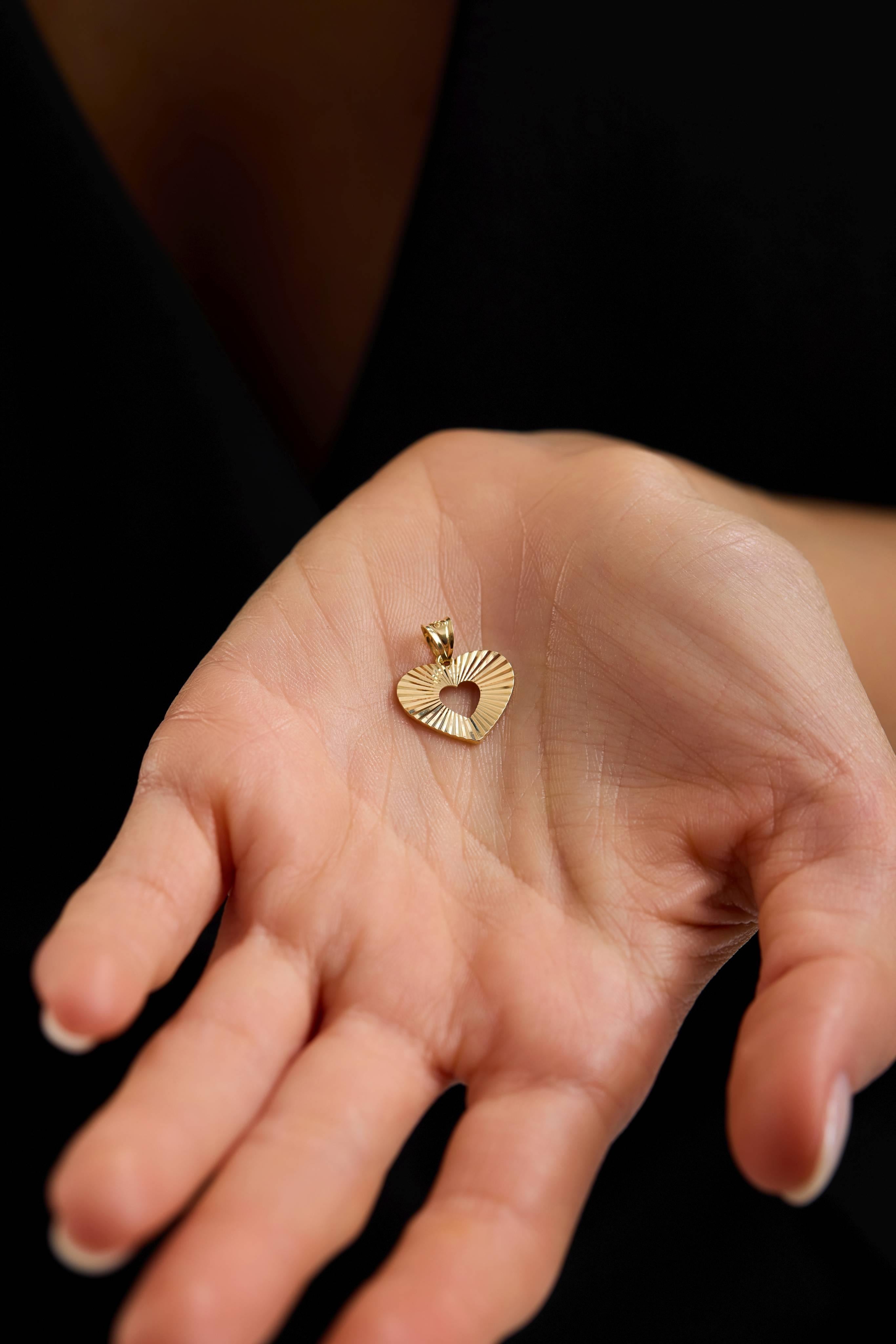 14 Ayar Kalp Altın Kolye Ucu