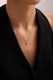 14 Ayar Kalp Taşlı Altın Kolye