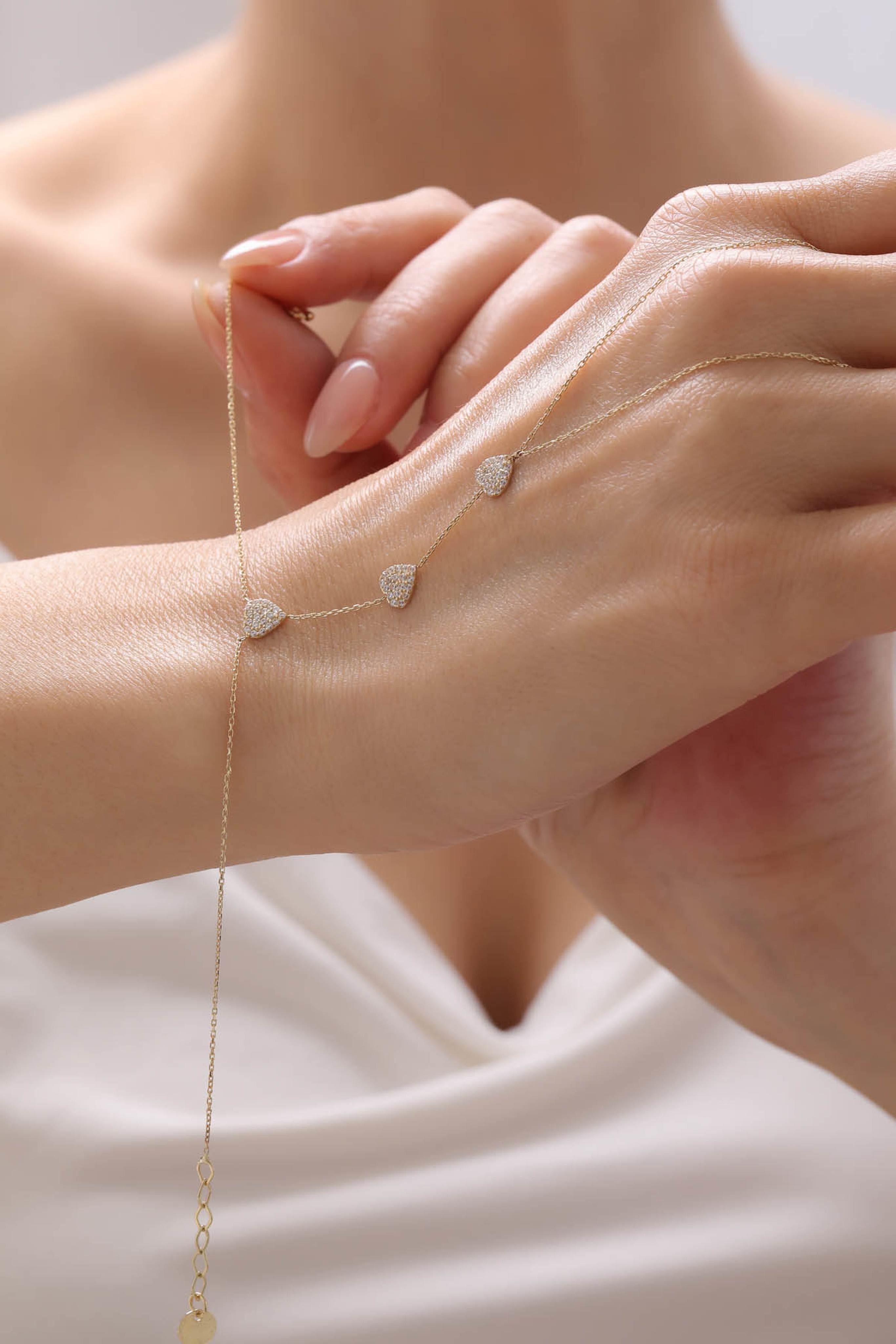 14 Ayar Kalp Taşlı Altın Şahmeran