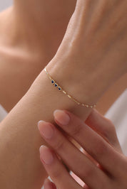 14 Ayar Kalpli Lacivert Beyaz Altın Bileklik