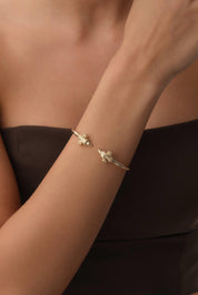 14 Ayar Keçi Motifli Altın Kelepçe