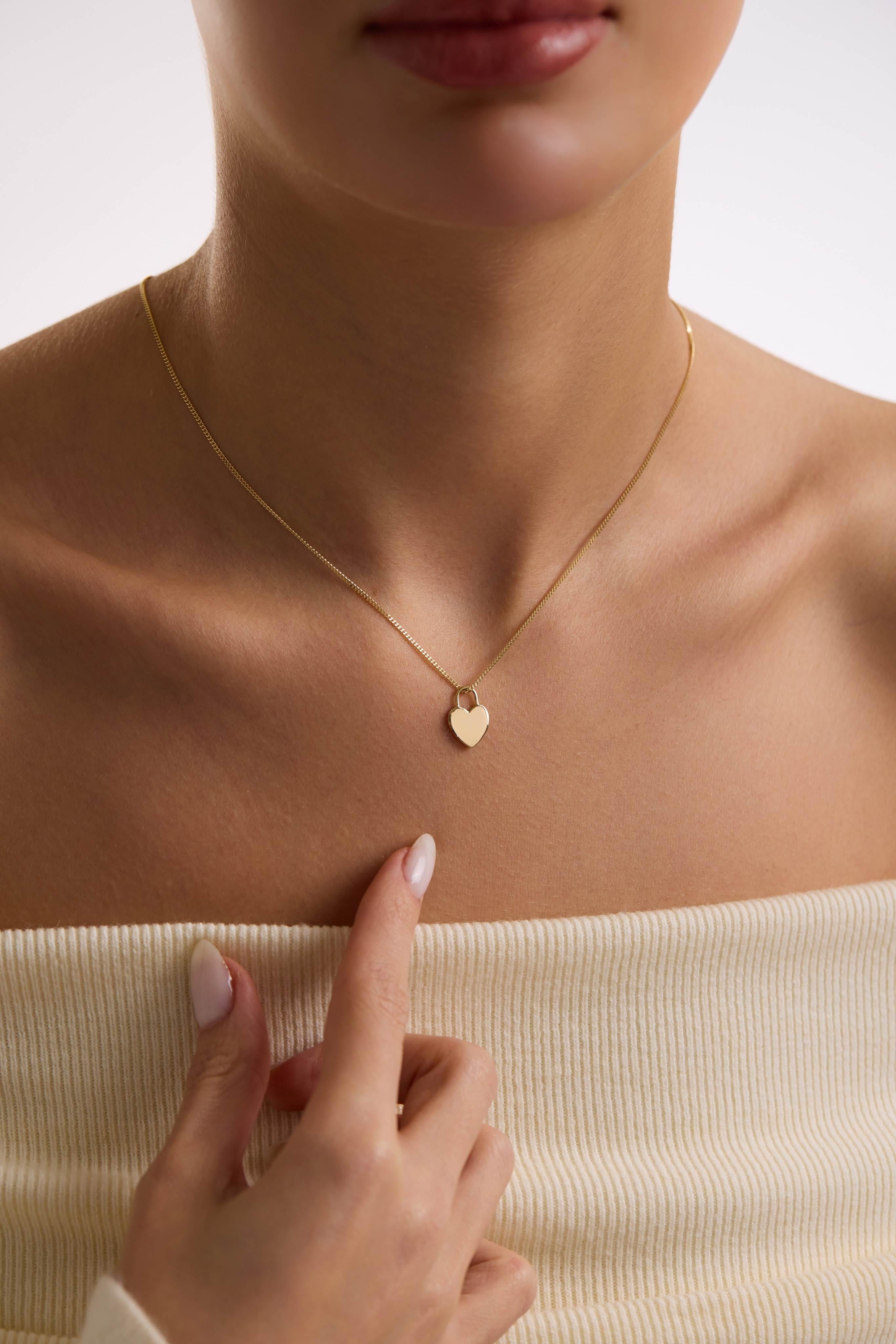 14 Ayar Kişiselleştirilebilir Kalp Plaka Altın Kolye