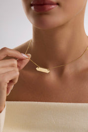 14 Ayar Kişiselleştirilebilir Yatay Plaka Altın Kolye