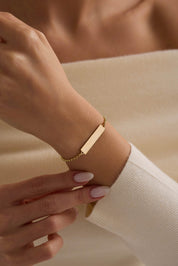 14 Ayar Kişiselleştirilebilir Yatay Plaka Altın Kolye