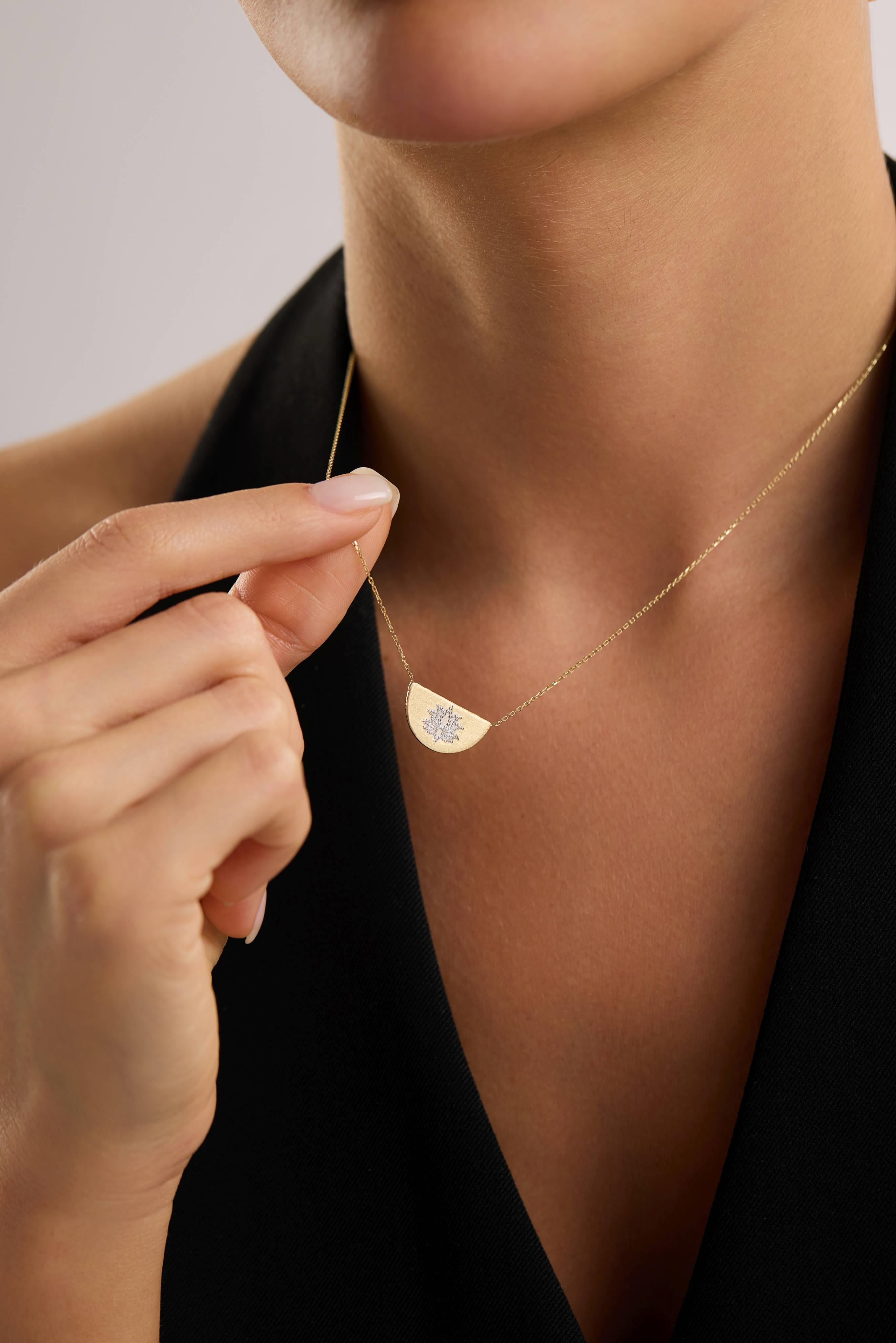 14 Ayar Lotus Altın Kolye