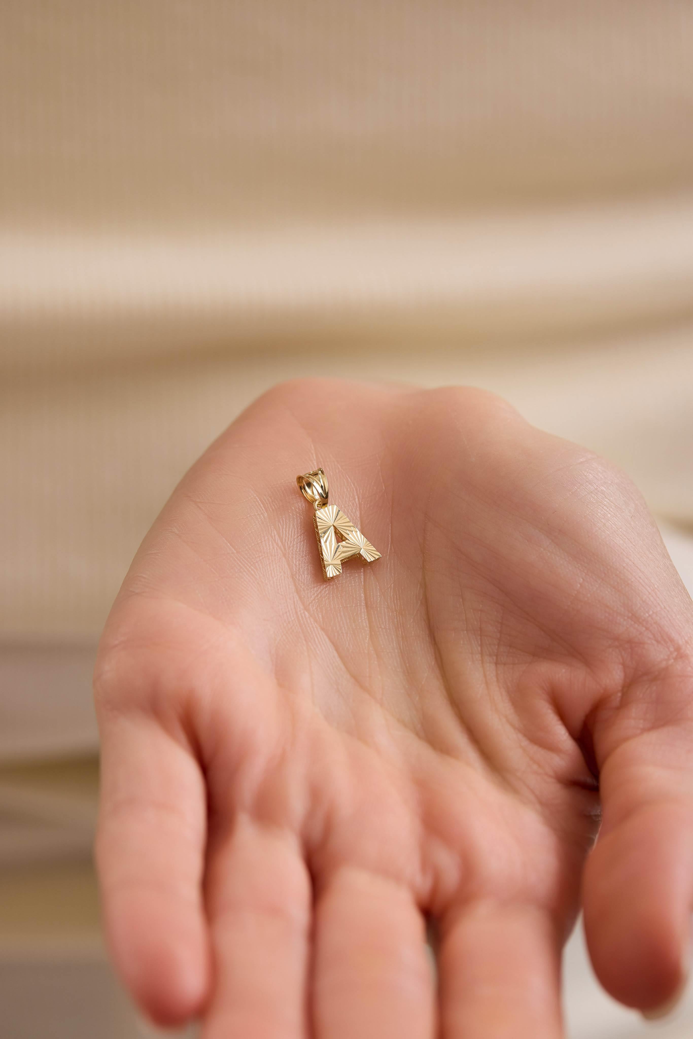 14 Ayar Mini Kalemli Altın Kolye Ucu