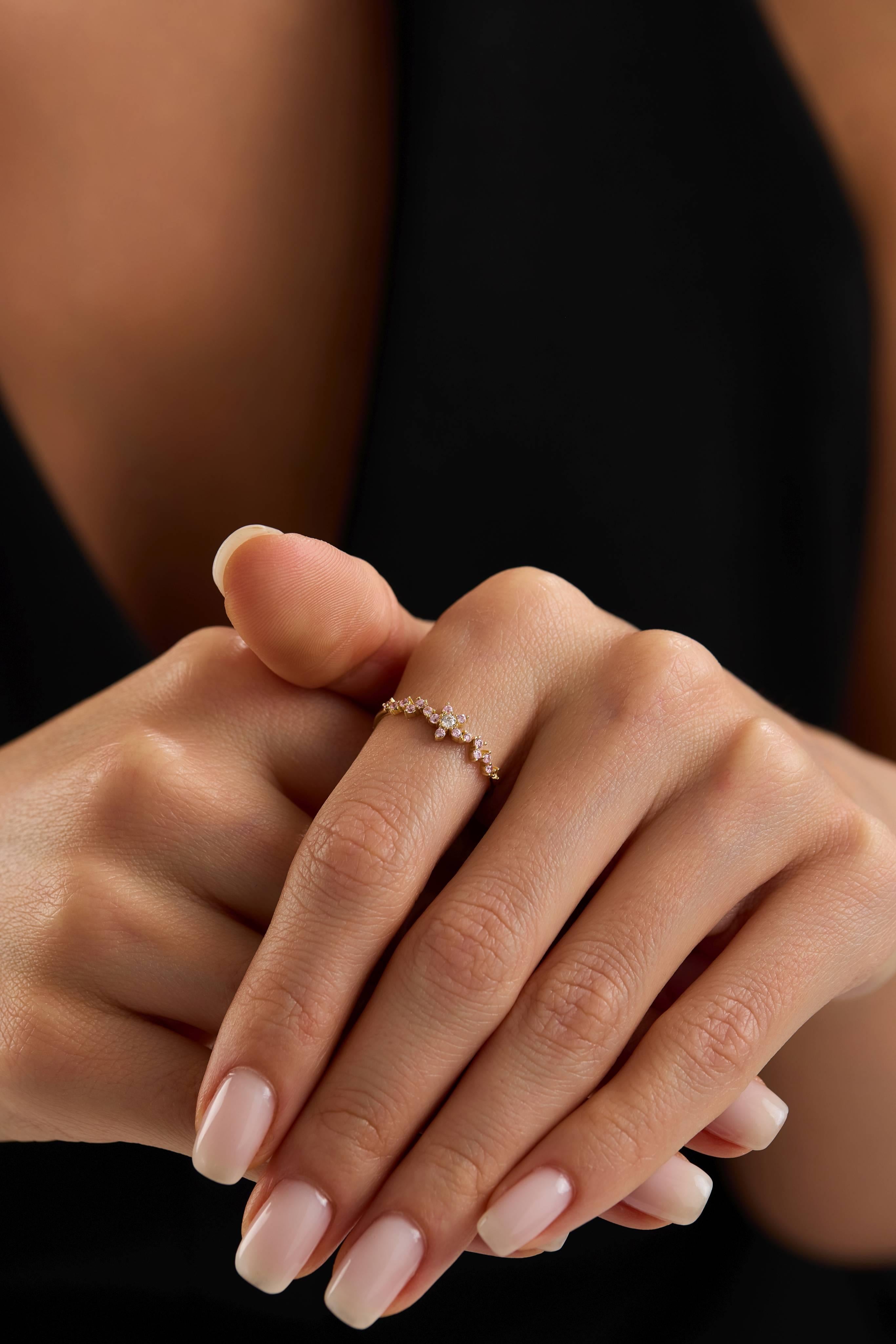 14 Ayar Minimal Çiçek Altın Yüzük (Renk Seçenekleriyle)