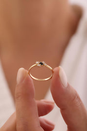 14 Ayar Minimal Siyah Taşlı Yüzük